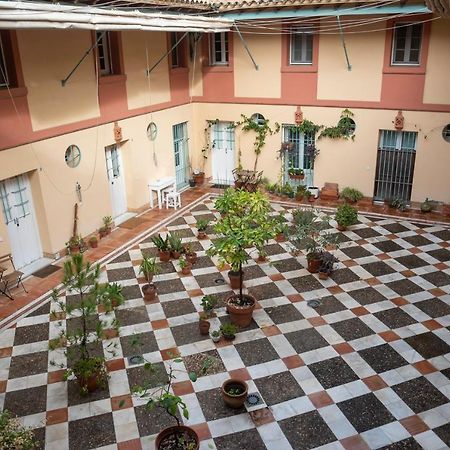 180 Home Ideal Apartamento Con Patio San Bernardo 2 セビリア エクステリア 写真