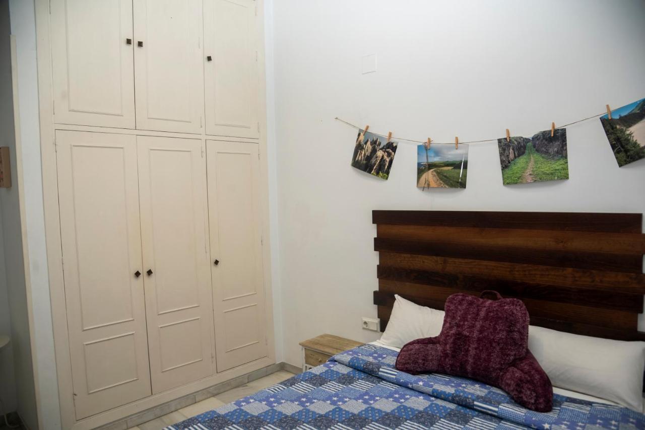 180 Home Ideal Apartamento Con Patio San Bernardo 2 セビリア エクステリア 写真