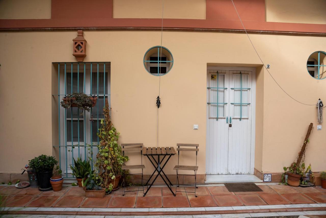 180 Home Ideal Apartamento Con Patio San Bernardo 2 セビリア エクステリア 写真